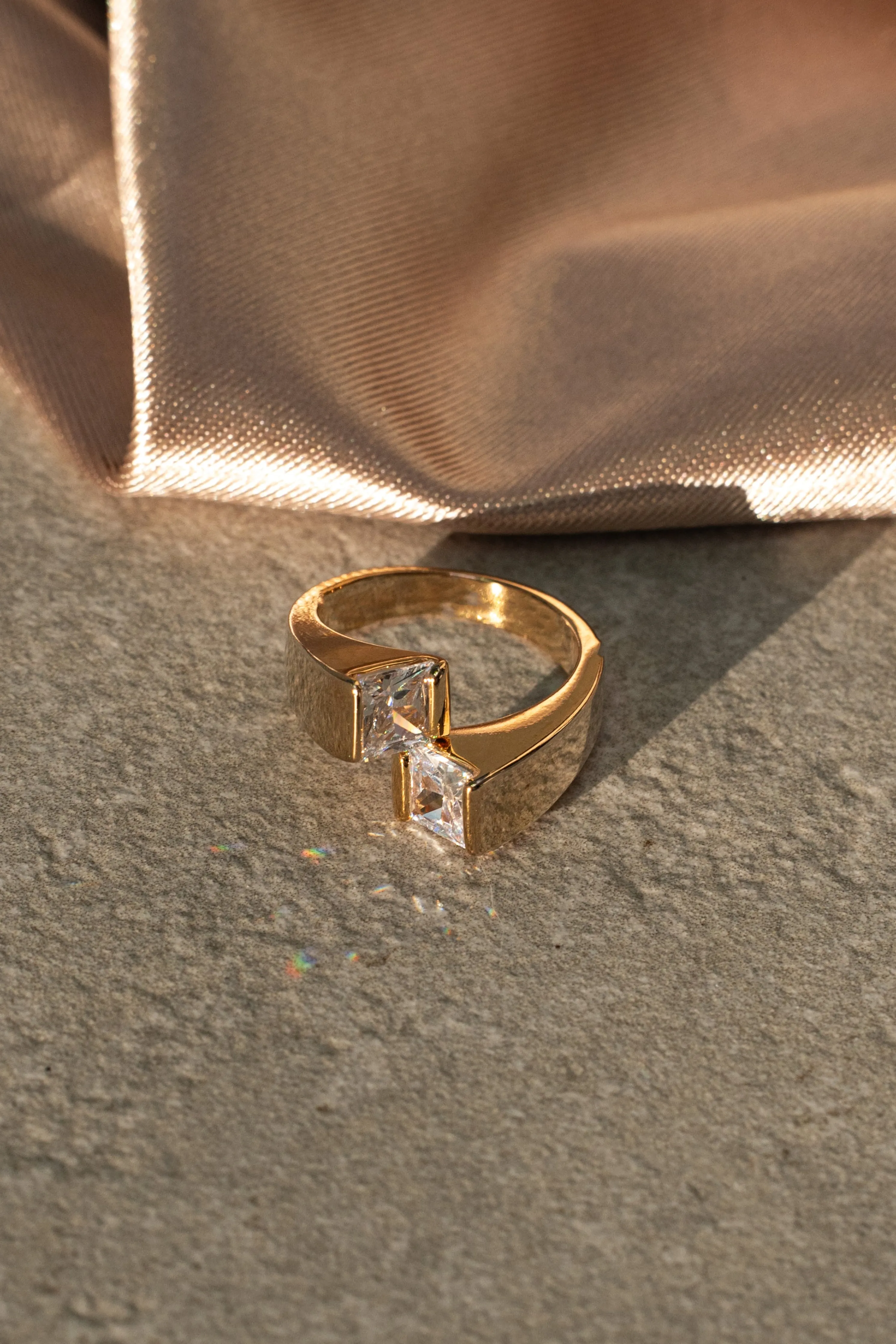 Gold Jewel Ring