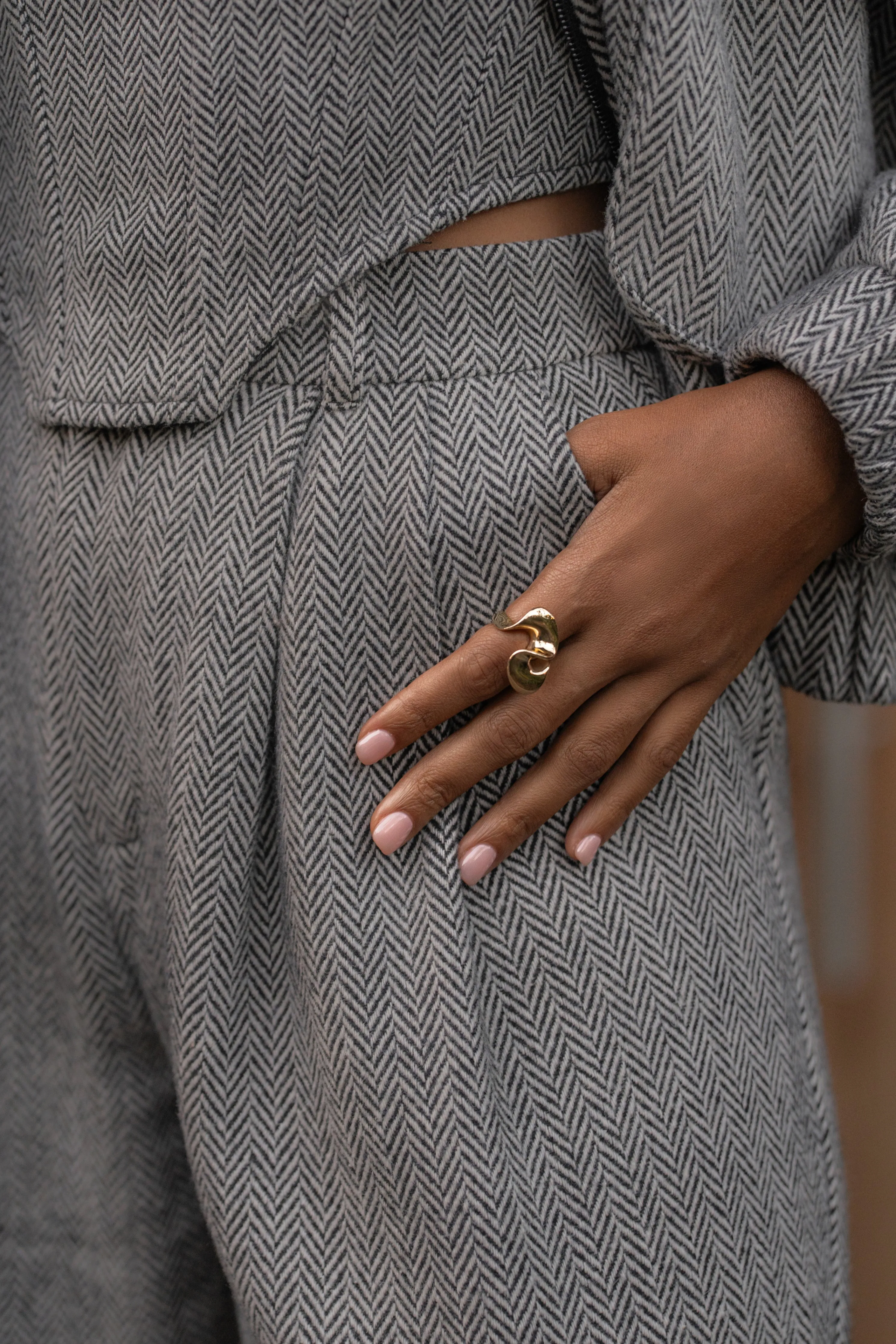 Gold Wavy Ring
